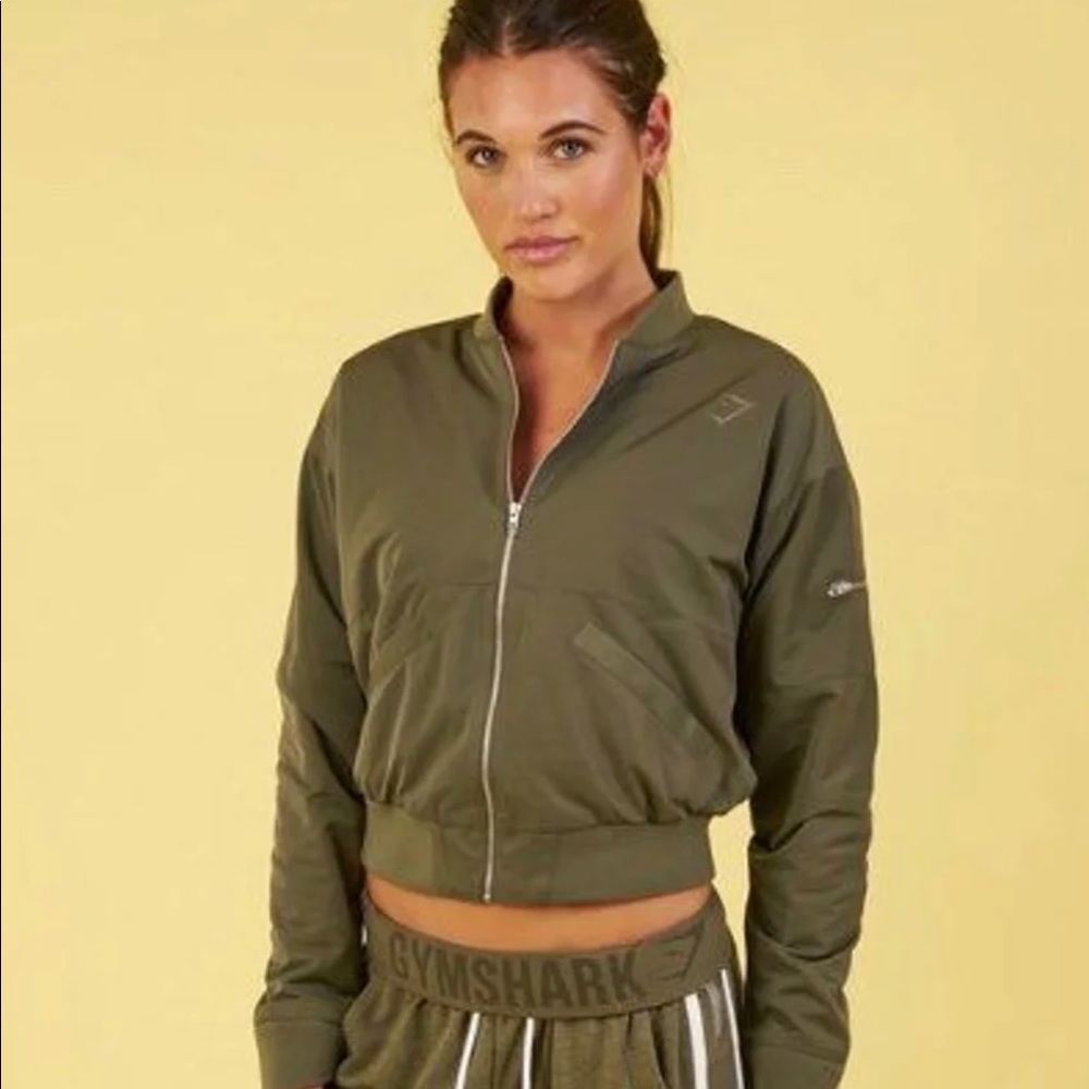 Nikki B bomber